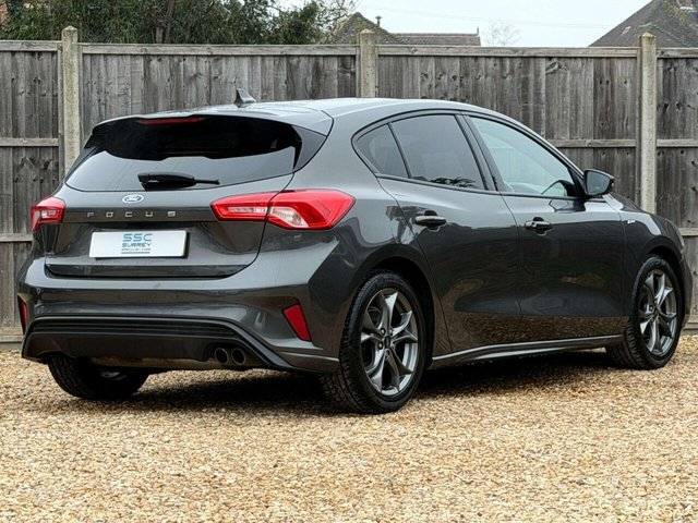 2019 Ford Focus - Photo 4