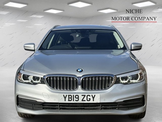2019 BMW 5 SERIES - Photo 2