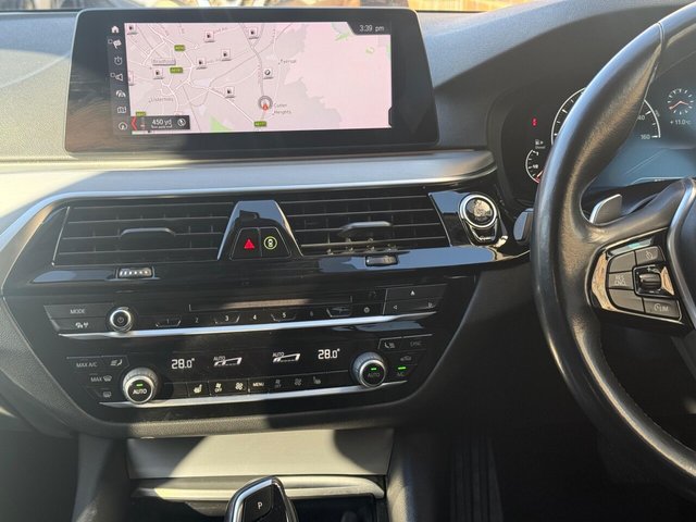 2019 BMW 5 SERIES - Photo 11