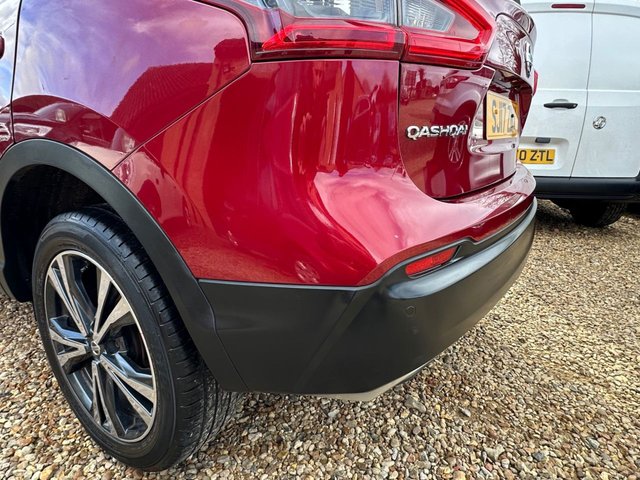 2017 Nissan Qashqai 1.5L N-Connecta 5dr - Photo 12