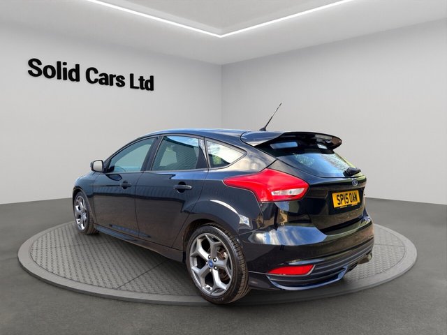 2015 Ford Focus 2L St-1 5dr - Photo 5