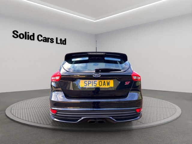 2015 Ford Focus 2L St-1 5dr - Photo 9