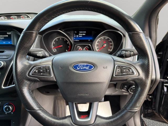 2015 Ford Focus 2L St-1 5dr - Photo 10