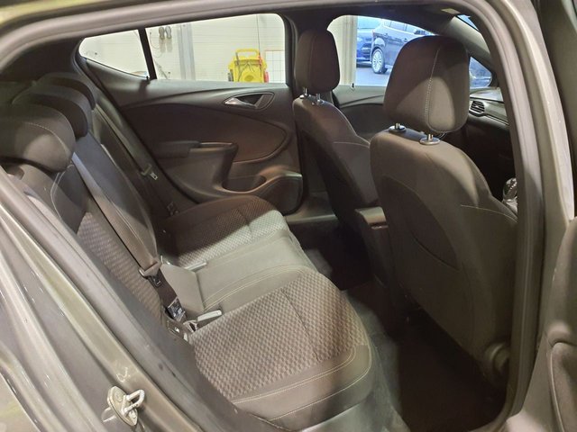 2018 VAUXHALL ASTRA - Photo 6