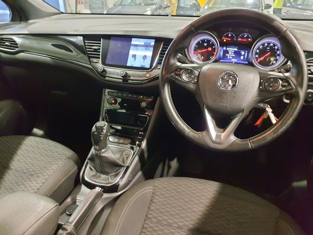 2018 VAUXHALL ASTRA - Photo 5