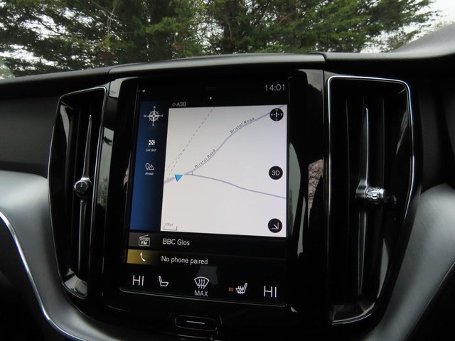 2018 VOLVO XC60 - Photo 10