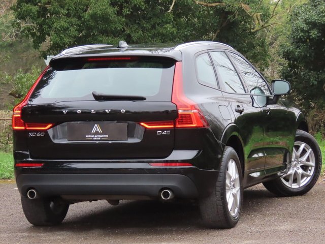2018 VOLVO XC60 - Photo 4
