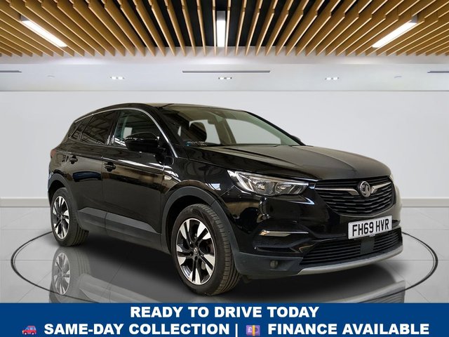 View our Vauxhall Grandland X 1.2 Turbo SRi Nav SUV 5dr Petrol Manual Euro 6 (s/s) (130 ps)