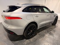USED 2018 68 JAGUAR F-PACE 2.0 P300 R-Sport SUV 5dr Petrol Auto AWD Euro 6 (s/s) (300 ps) Sat Nav-Full leather-Panoramic roof-DAB-Heated seats & Steering wheel-Cruise-Rear camera-Privacy-20