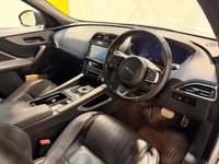 USED 2018 68 JAGUAR F-PACE 2.0 P300 R-Sport SUV 5dr Petrol Auto AWD Euro 6 (s/s) (300 ps) Sat Nav-Full leather-Panoramic roof-DAB-Heated seats & Steering wheel-Cruise-Rear camera-Privacy-20