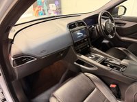 USED 2018 68 JAGUAR F-PACE 2.0 P300 R-Sport SUV 5dr Petrol Auto AWD Euro 6 (s/s) (300 ps) Sat Nav-Full leather-Panoramic roof-DAB-Heated seats & Steering wheel-Cruise-Rear camera-Privacy-20