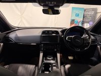 USED 2018 68 JAGUAR F-PACE 2.0 P300 R-Sport SUV 5dr Petrol Auto AWD Euro 6 (s/s) (300 ps) Sat Nav-Full leather-Panoramic roof-DAB-Heated seats & Steering wheel-Cruise-Rear camera-Privacy-20