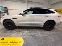 USED 2018 68 JAGUAR F-PACE 2.0 P300 R-Sport SUV 5dr Petrol Auto AWD Euro 6 (s/s) (300 ps) Sat Nav-Full leather-Panoramic roof-DAB-Heated seats & Steering wheel-Cruise-Rear camera-Privacy-20
