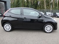USED 2021 71 TOYOTA AYGO 1.0 VVT-i x-play 5d 70 S/S 1 OWNER FROM NEW, TOYOTA SERVICE HISTORY, APPLE CARPLAY / ANDROID AUTO (GIVES YOU SAT NAV), REVERSING CAMERA, DAB RADIO, BLUETOOTH PHONE & MUSIC, AUX & USB INPUTS, MANUAL GEARBOX, LED DAYTIME RUNNING LIGHTS, SPARE WHEEL, LEATHER MULTIFUNCTION STEERING WHEEL, AIR CONDITIONING, TRIP COMPUTER, ISO FIX, TYRE PRESSURE WARNING, SPEED LIMITER, ELECTRIC WINDOWS, ELECTRIC MIRRORS, FOLDING REAR SEATS, AIRBAGS WITH PASSANGER OFF, SPACE SAVER SPARE WHEEL