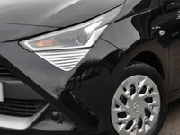 USED 2021 71 TOYOTA AYGO 1.0 VVT-i x-play 5d 70 S/S 1 OWNER FROM NEW, TOYOTA SERVICE HISTORY, APPLE CARPLAY / ANDROID AUTO (GIVES YOU SAT NAV), REVERSING CAMERA, DAB RADIO, BLUETOOTH PHONE & MUSIC, AUX & USB INPUTS, MANUAL GEARBOX, LED DAYTIME RUNNING LIGHTS, SPARE WHEEL, LEATHER MULTIFUNCTION STEERING WHEEL, AIR CONDITIONING, TRIP COMPUTER, ISO FIX, TYRE PRESSURE WARNING, SPEED LIMITER, ELECTRIC WINDOWS, ELECTRIC MIRRORS, FOLDING REAR SEATS, AIRBAGS WITH PASSANGER OFF, SPACE SAVER SPARE WHEEL