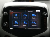 USED 2021 71 TOYOTA AYGO 1.0 VVT-i x-play 5d 70 S/S 1 OWNER FROM NEW, TOYOTA SERVICE HISTORY, APPLE CARPLAY / ANDROID AUTO (GIVES YOU SAT NAV), REVERSING CAMERA, DAB RADIO, BLUETOOTH PHONE & MUSIC, AUX & USB INPUTS, MANUAL GEARBOX, LED DAYTIME RUNNING LIGHTS, SPARE WHEEL, LEATHER MULTIFUNCTION STEERING WHEEL, AIR CONDITIONING, TRIP COMPUTER, ISO FIX, TYRE PRESSURE WARNING, SPEED LIMITER, ELECTRIC WINDOWS, ELECTRIC MIRRORS, FOLDING REAR SEATS, AIRBAGS WITH PASSANGER OFF, SPACE SAVER SPARE WHEEL