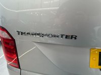 USED 2017 67 VOLKSWAGEN TRANSPORTER 2.0 BiTDI T32 BlueMotion Tech KOMBI VAN ( 5 SEATS) 4dr Diesel DSG FWD SWB Euro 6 (s/s) (204 ps) 