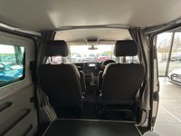 USED 2017 67 VOLKSWAGEN TRANSPORTER 2.0 BiTDI T32 BlueMotion Tech KOMBI VAN ( 5 SEATS) 4dr Diesel DSG FWD SWB Euro 6 (s/s) (204 ps) 