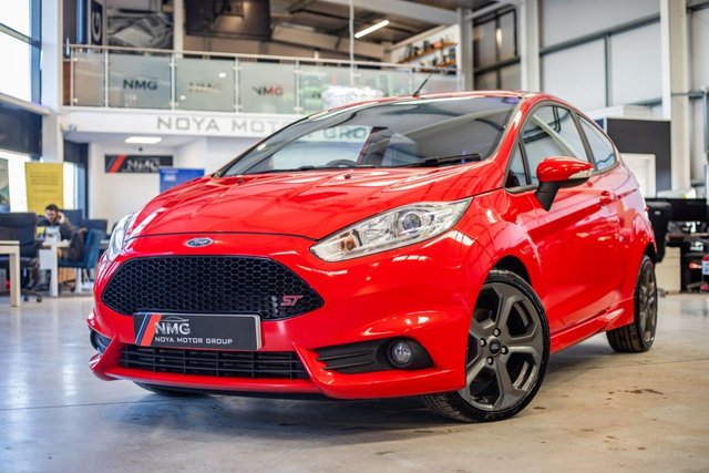 2017 Ford Fiesta 1.6L St-2 3dr - Photo 2