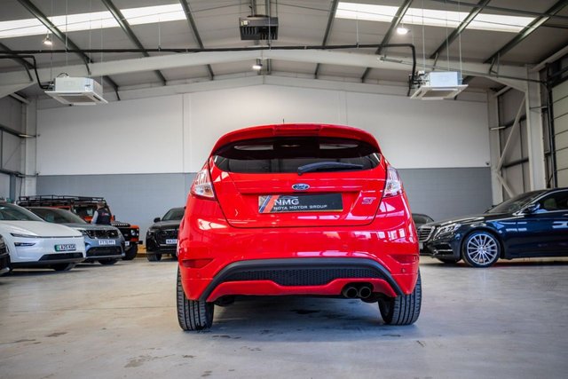 2017 Ford Fiesta 1.6L St-2 3dr - Photo 12