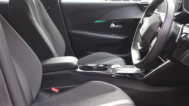 2023 PEUGEOT 208 (2023) - Photo 6