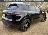 USED 2021 71 PORSCHE CAYENNE 3.0T V6 GPF SUV 5dr Petrol TiptronicS 4WD Euro 6 (s/s) (340 ps) PANORAMIC SUNROOF, SOFT CLOSE DOORs