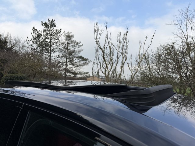 2021 PORSCHE CAYENNE - Photo 9