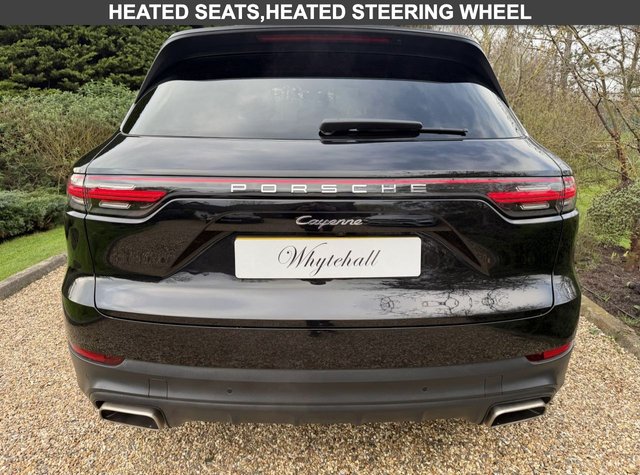 2021 PORSCHE CAYENNE - Photo 6