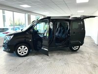 USED 2021 21 VAUXHALL COMBO LIFE 1.5 Turbo D SE MPV 5dr Diesel Manual Euro 6 (s/s) (7 Seat) (100 ps) CAR PLAY + SPLIT WINDOW + REVERSING CAMERA