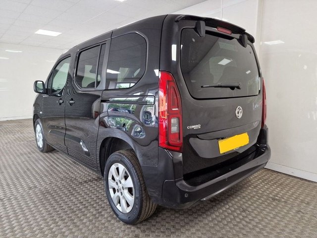 2021 Vauxhall Combo Life 1.5L Se 5dr - Photo 4