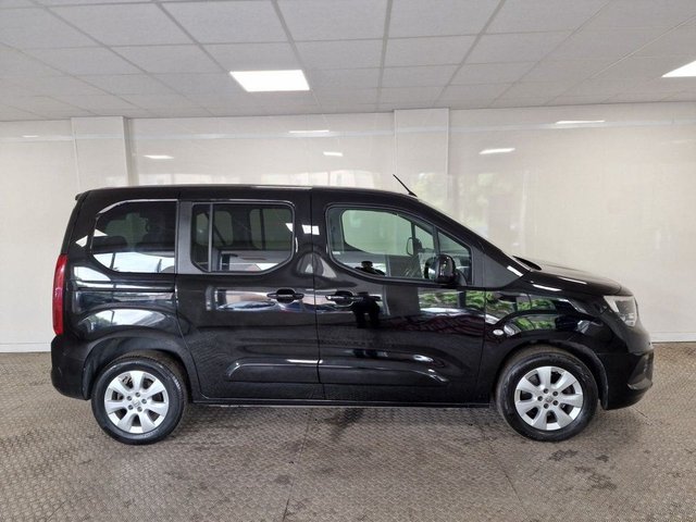 2021 Vauxhall Combo Life 1.5L Se 5dr - Photo 2