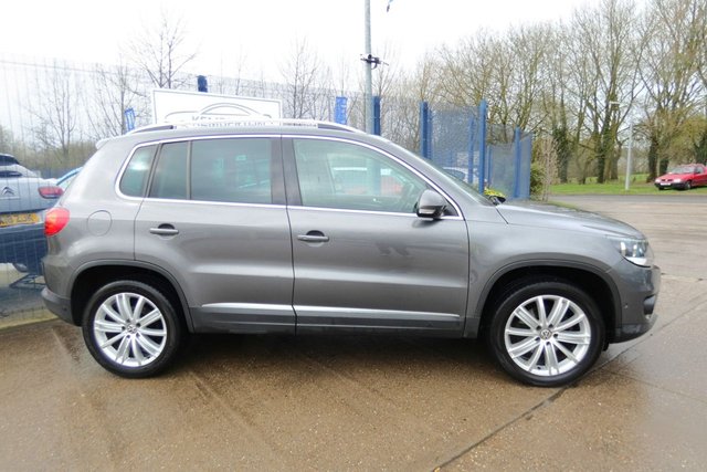 2016 VOLKSWAGEN TIGUAN - Photo 4