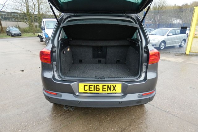 2016 VOLKSWAGEN TIGUAN - Photo 8