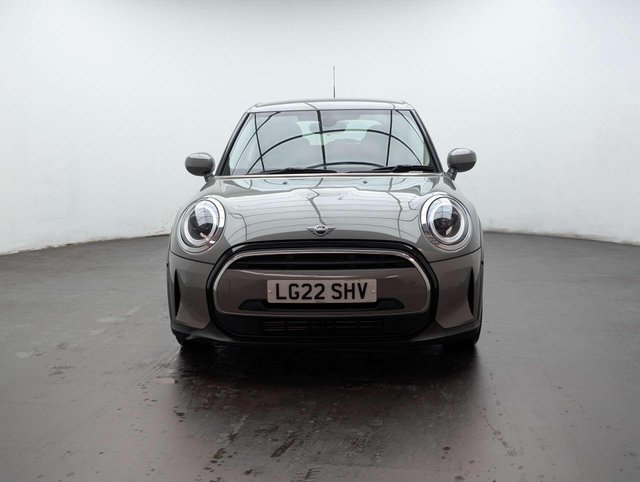 USED 2022 22 MINI HATCH 1.5 One Classic 5dr CLICK & COLLECT/ HOME DELIVERY