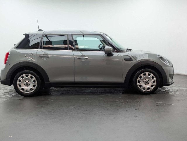 USED 2022 22 MINI HATCH 1.5 One Classic 5dr CLICK & COLLECT/ HOME DELIVERY