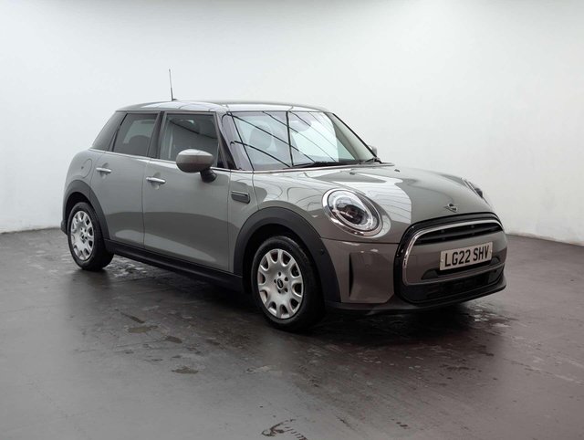 USED 2022 22 MINI HATCH 1.5 One Classic 5dr CLICK & COLLECT/ HOME DELIVERY