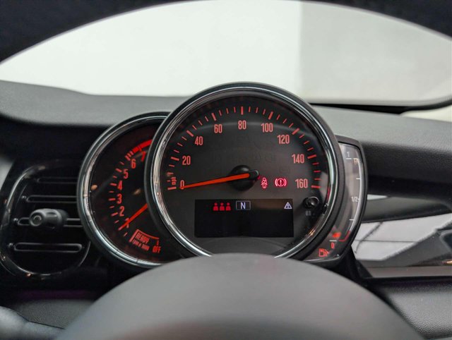 USED 2022 22 MINI HATCH 1.5 One Classic 5dr CLICK & COLLECT/ HOME DELIVERY