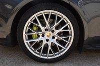 USED 2017 17 PORSCHE PANAMERA 2.9 V6 E-Hybrid 14kWh 4 Saloon 5dr Petrol Plug-in Hybrid PDK 4WD Euro 6 (s/s) (462 ps) ULEZ Free | 2 Keys | Full Dealer Service History | Glass Panoramic Roof | Full Black Leather Interior | Front Heated Seats | Front Automatic Seats with Driver's Memory | Front & Rear Parking Sensors |  Privacy Glass | 21'' Alloy Wheels | MOT Valid (28/07/2026)
