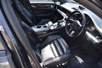 USED 2017 17 PORSCHE PANAMERA 2.9 V6 E-Hybrid 14kWh 4 Saloon 5dr Petrol Plug-in Hybrid PDK 4WD Euro 6 (s/s) (462 ps) ULEZ Free | 2 Keys | Full Dealer Service History | Glass Panoramic Roof | Full Black Leather Interior | Front Heated Seats | Front Automatic Seats with Driver's Memory | Front & Rear Parking Sensors |  Privacy Glass | 21'' Alloy Wheels | MOT Valid (28/07/2026)