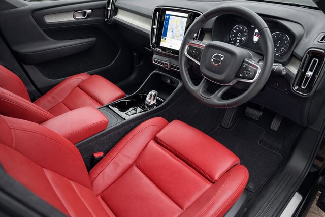 2020 VOLVO XC40 2.0 B4 MHEV Inscription Pro SUV 5dr Petrol Hybrid Auto Euro 6 (s/s) (197 ps) - Photo 12