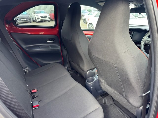 2022 Toyota Aygo X 1L Edge 5dr - Photo 11