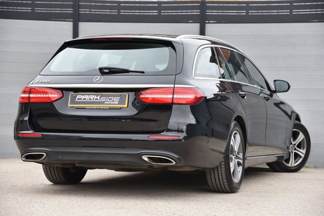 2019 Mercedes-Benz E-CLASS - Photo 9