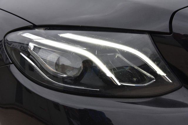 2019 Mercedes-Benz E-CLASS - Photo 10