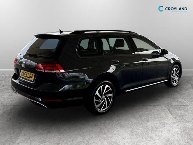 View our VOLKSWAGEN GOLF