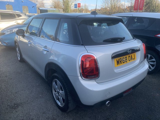 2018 MINI HATCH 1.5 Cooper Hatchback 5dr Petrol Manual Euro 6 (s/s) (136 ps) - Photo 3