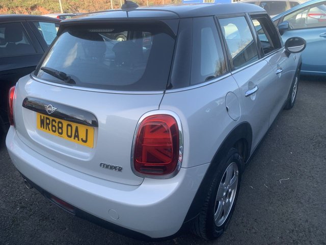 2018 MINI HATCH 1.5 Cooper Hatchback 5dr Petrol Manual Euro 6 (s/s) (136 ps) - Photo 4