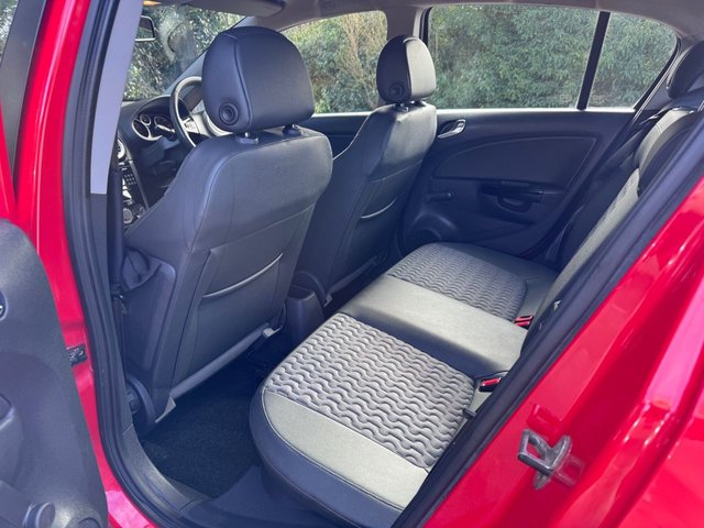 2014 Vauxhall Corsa 1.4L Se 5dr - Photo 12