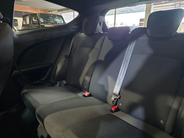 2018 FORD FIESTA 1.0T EcoBoost ST-Line Euro 6 (s/s) 3dr - Photo 12