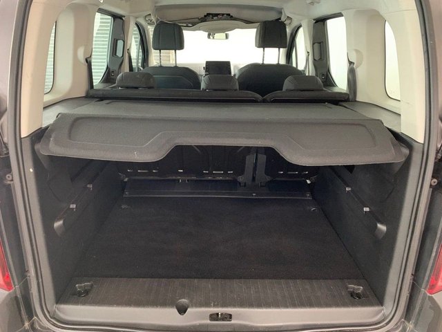 2020 Citroen Berlingo 1.5L Flair 5dr - Photo 5