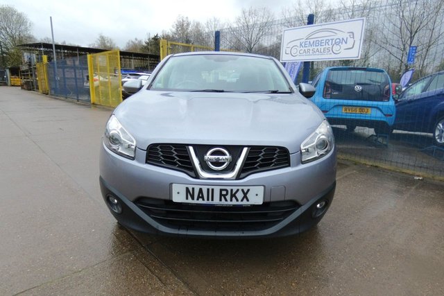 2011 NISSAN QASHQAI - Photo 2